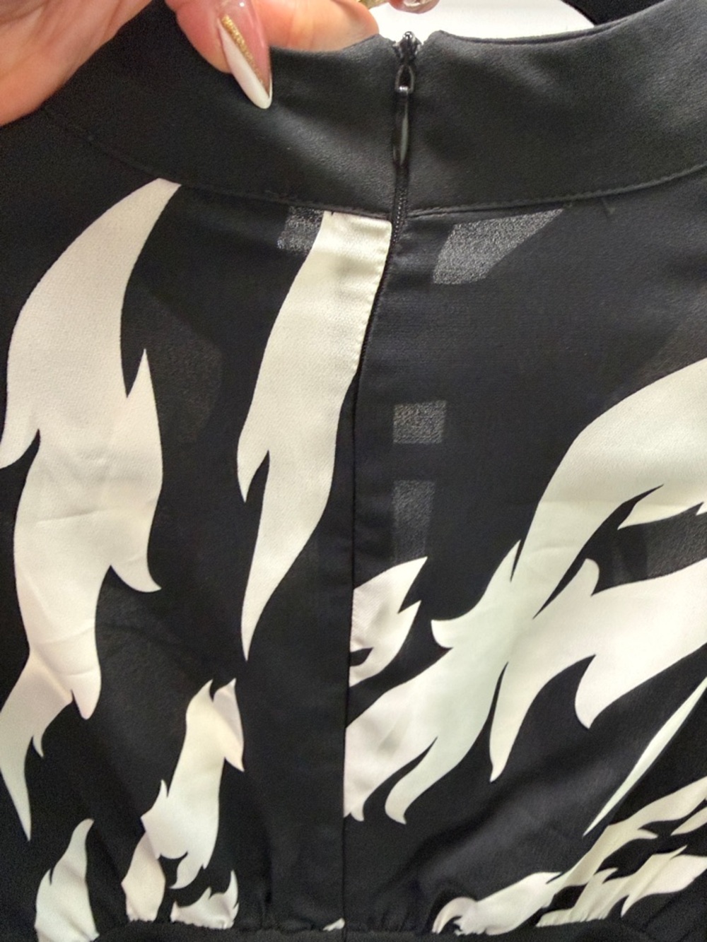 Gracia Black and Light Pink Abstract Tie-Waist Blouse - Picture 2 of 2